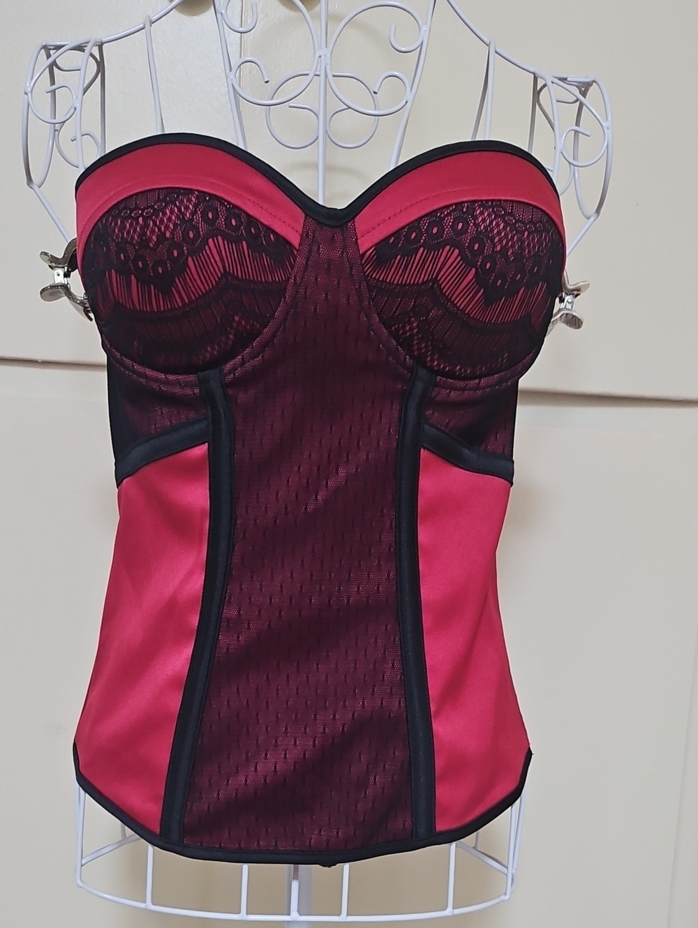 Charlotte Russe Strapless Lace-Trim Bustier in Burgundy & Fuchsia